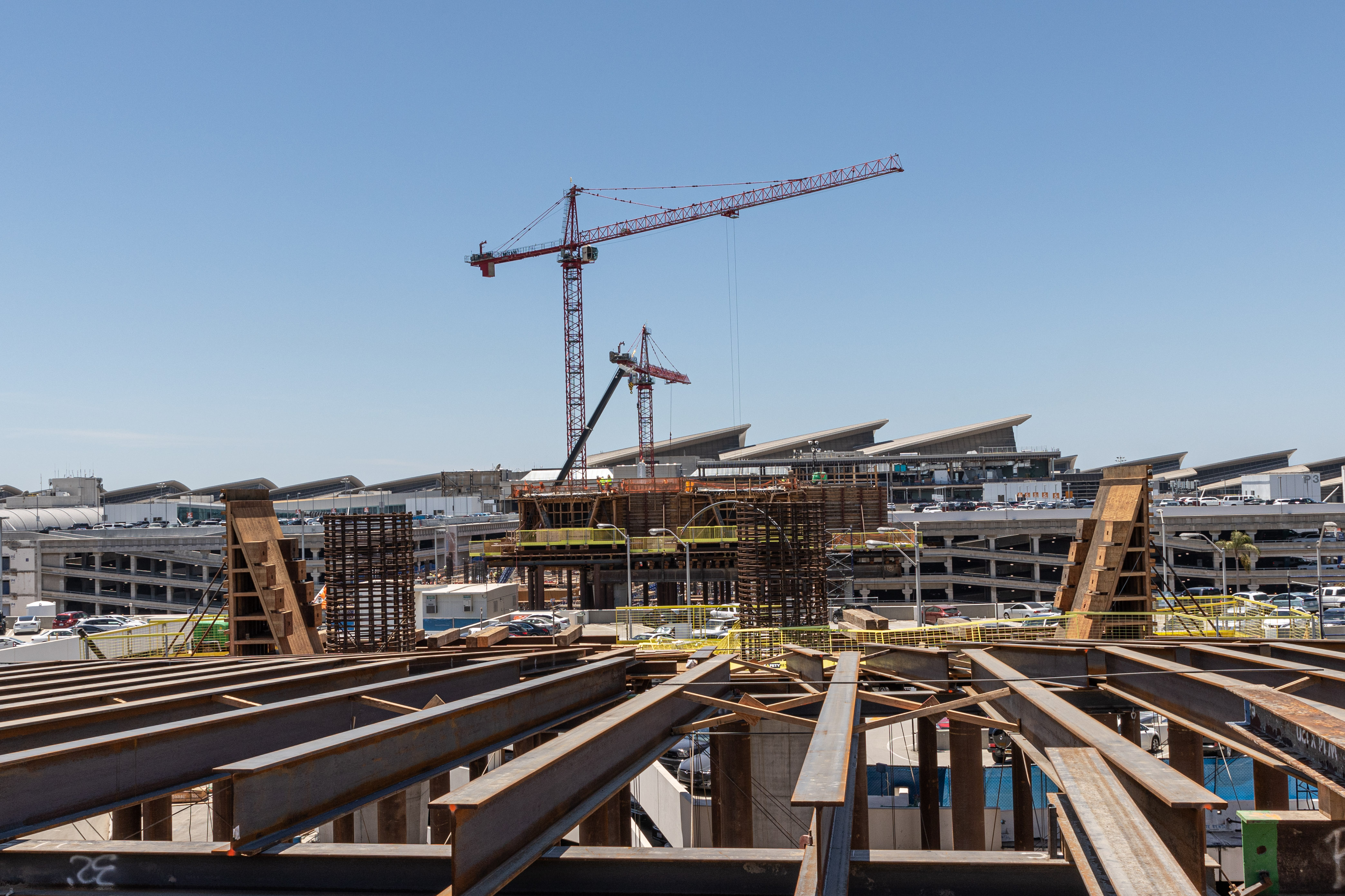 Guideway construction progresses west towards the future West Central Terminal Area Station that will serve the Tom Bradley International Terminal. 